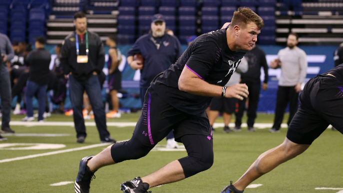 49ers bolster offensive line, draft Notre Dame’s Mike McGlinchey in first round