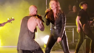 Lzzy Hale, Daughtry Perform Journey’s ‘Separate Ways’