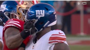 Trent Williams punches Giant during skirmish